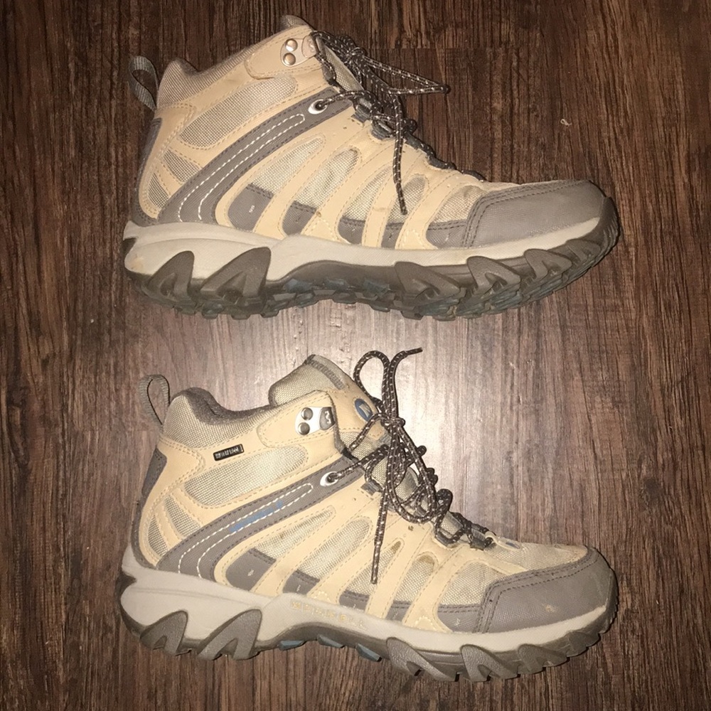 Women’s Merrell hiking boots